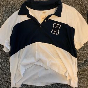 Hollister collared crop t-shirt